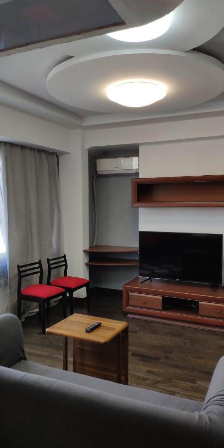 Apartment On Nazarbayeva 77 Almaty Exterior foto